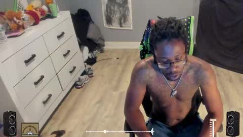 Plant Base Streamers From Pennsylvania online show from October 1, 10:38 pm