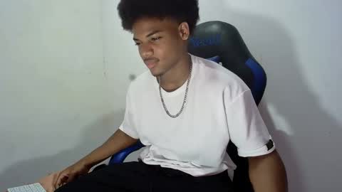 tu morenito online show from September 10, 4:40 pm