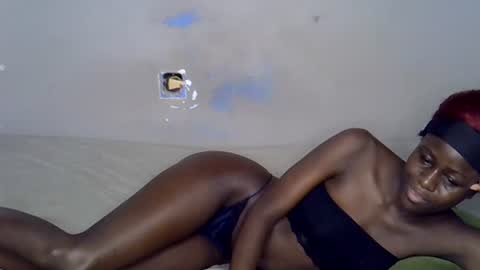 black_ebony8 online show from June 15, 7:49 pm