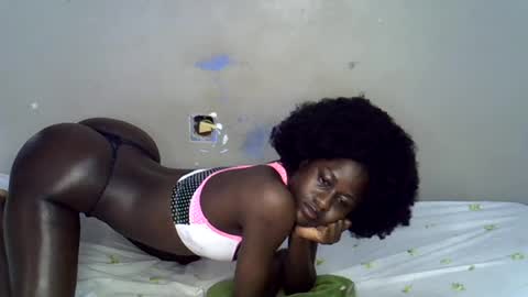 black_ebony8 online show from June 23, 10:19 pm