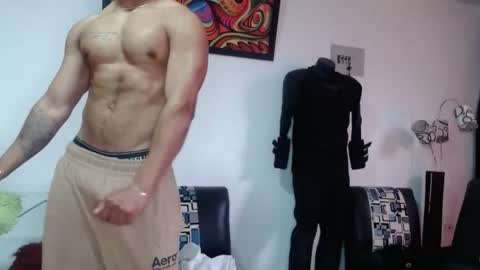 black_hot26 online show from November 24, 2:39 pm