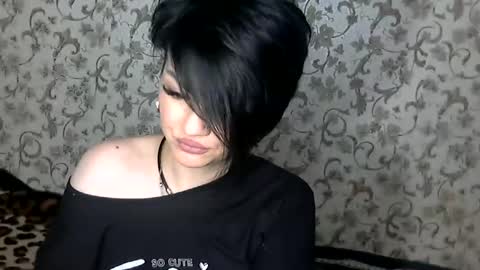 black_hot_01 online show from December 15, 4:28 am