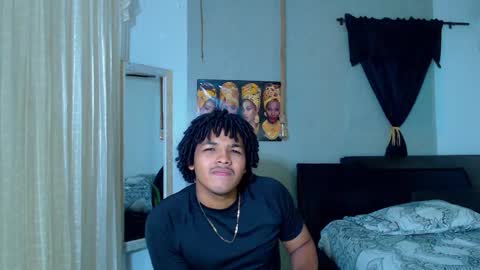 black_king_241 online show from September 16, 2:56 am