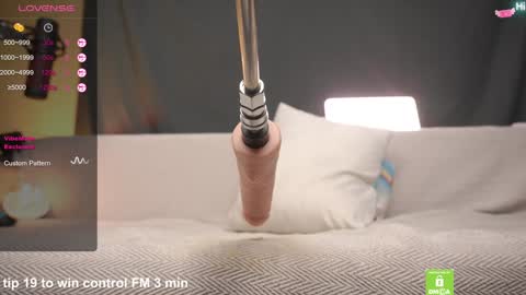 black_n_wh1te online show from December 22, 12:17 am