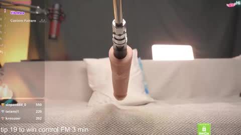 black_n_wh1te online show from March 6, 2:09 am