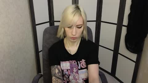 Emily online show from April 2, 8:23 am