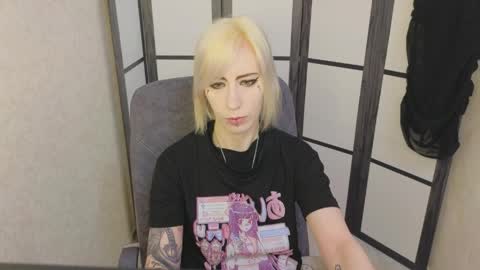 Emily online show from April 8, 8:36 am