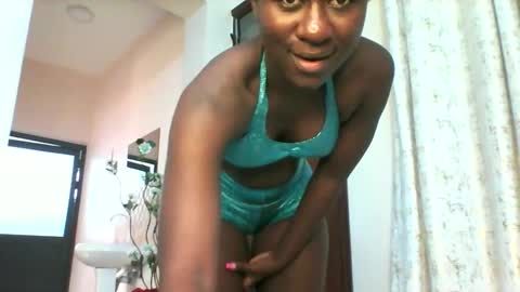 Snapshot of blackafrica2023 chatting on January 19, 5:15 am black african online show from January 19, 5:15 am