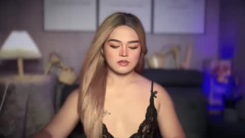 blackbarbiechantalxvx online show from March 1, 11:50 am