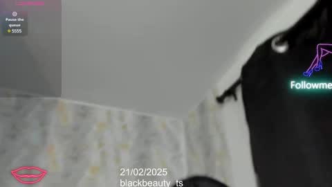 Nina online show from February 21, 1:44 pm