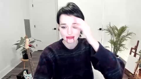 Ella online show from November 1, 5:42 am