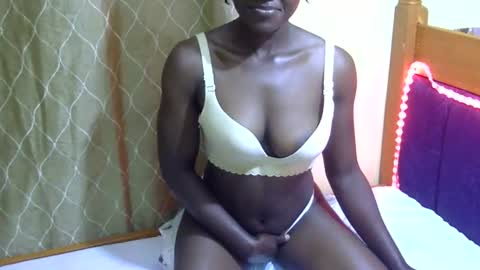 Snapshot of blackbigboobs chatting on July 4, 2:51 am jane online show from July 4, 2:51 am