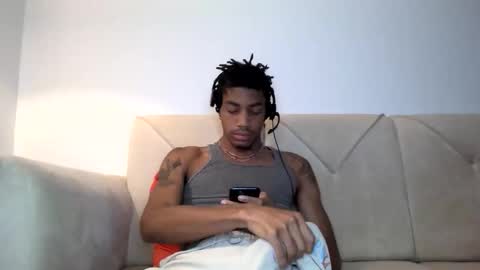 Snapshot of blackbulltitus chatting on November 11, 1:38 am BlackBullTitus online show from November 11, 1:38 am