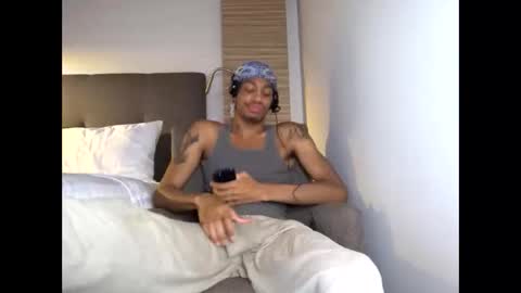 BlackBullTitus online show from April 27, 11:58 pm