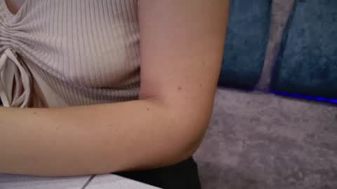 Blackcat1422 online show from April 3, 8:34 am