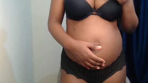 Cynthia online show from June 1, 4:52 pm