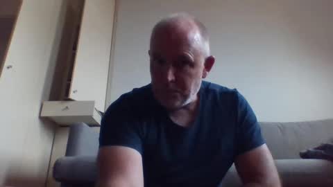 blackdog71 online show from March 8, 7:49 am