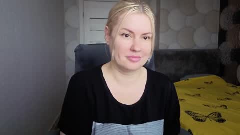 Snapshot of blackeyes11 chatting on May 31, 4:42 am blackeyes11 online show from May 31, 4:42 am