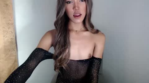 Black  Queen online show from February 27, 9:11 am