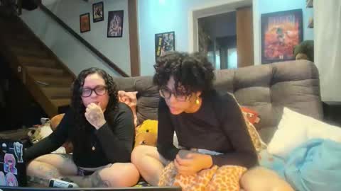 Snapshot of blackittys2 chatting on May 27, 2:08 am blackittys2 online show from May 27, 2:08 am