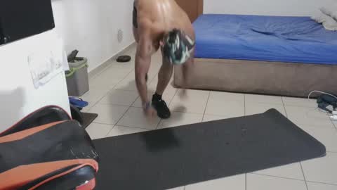 Snapshot of blackkiss_sweet chatting on February 13, 5:54 pm blackkiss_sweet online show from February 13, 5:54 pm