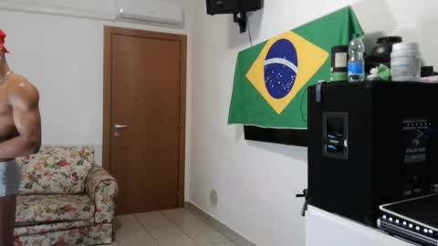 Snapshot of blackkiss_sweet chatting on October 9, 5:44 pm blackkiss_sweet online show from October 9, 5:44 pm