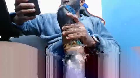 Snapshot of blackkiss_sweet chatting on October 12, 11:31 am blackkiss_sweet online show from October 12, 11:31 am