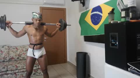 Snapshot of blackkiss_sweet chatting on October 20, 5:35 pm blackkiss_sweet online show from October 20, 5:35 pm