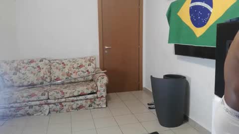 Snapshot of blackkiss_sweet chatting on October 24, 5:20 pm blackkiss_sweet online show from October 24, 5:20 pm