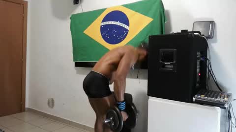 Snapshot of blackkiss_sweet chatting on December 15, 6:34 pm blackkiss_sweet online show from December 15, 6:34 pm