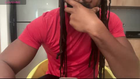 blackmuscles77 online show from April 6, 5:58 pm