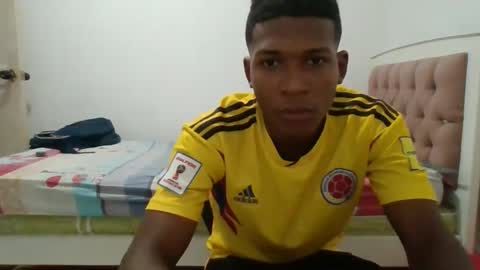 Snapshot of blackpanther_king chatting on January 7, 3:35 am blackpanther_king online show from January 7, 3:35 am