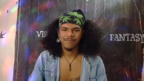 Snapshot of blackphylosofy chatting on January 2, 4:24 pm i am D.L online show from January 2, 4:24 pm