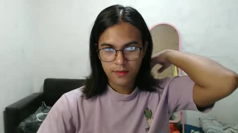 Ellez online show from December 11, 5:26 pm