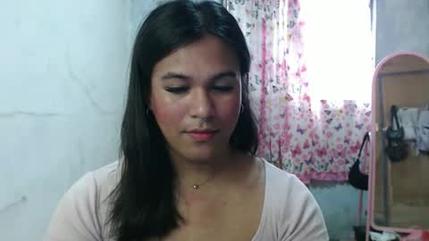 Ellez online show from February 13, 2:07 am