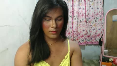 Ellez online show from March 12, 4:57 pm