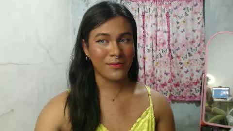 Ellez online show from April 21, 5:17 pm