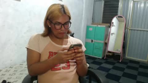 Ellez online show from July 28, 4:39 pm