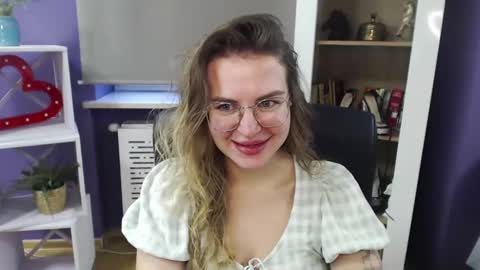 Snapshot of blackrosezoey chatting on December 17, 10:34 am Z O E Y online show from December 17, 10:34 am