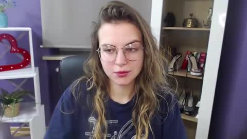 Snapshot of blackrosezoey chatting on December 31, 5:44 am Z O E Y online show from December 31, 5:44 am