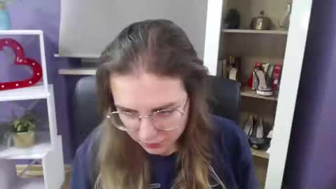 Snapshot of blackrosezoey chatting on January 2, 8:39 am Z O E Y online show from January 2, 8:39 am