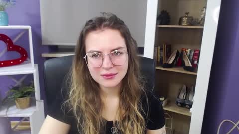 Snapshot of blackrosezoey chatting on January 16, 5:32 am Z O E Y online show from January 16, 5:32 am