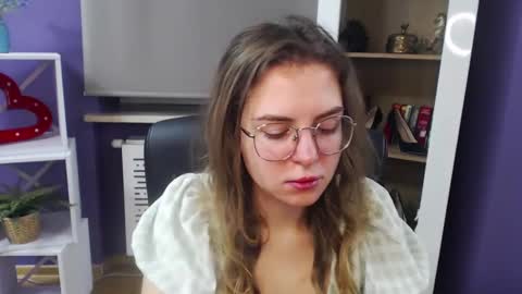 Snapshot of blackrosezoey chatting on January 22, 5:37 am Z O E Y online show from January 22, 5:37 am