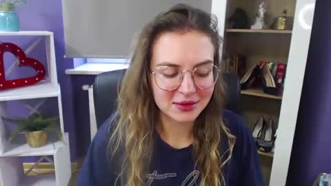 Snapshot of blackrosezoey chatting on February 3, 9:08 am Z O E Y online show from February 3, 9:08 am