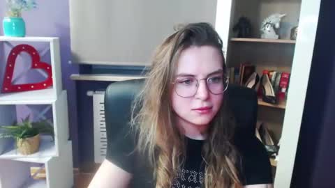 Snapshot of blackrosezoey chatting on February 20, 5:44 am Z O E Y online show from February 20, 5:44 am