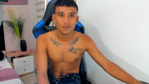 Snapshot of blacksex_boy chatting on January 9, 3:34 pm Marlon online show from January 9, 3:34 pm