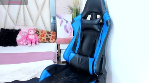 Snapshot of blacksex_boy chatting on February 13, 5:54 pm Marlon online show from February 13, 5:54 pm