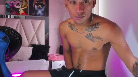 Snapshot of blacksex_boy chatting on March 4, 6:29 pm Marlon online show from March 4, 6:29 pm