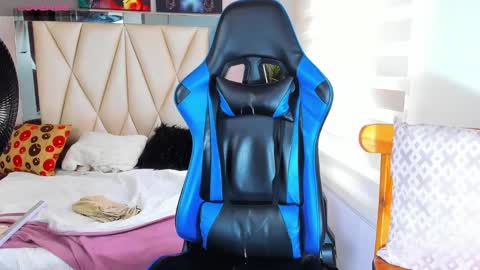 Snapshot of blacksex_boy chatting on March 8, 8:35 pm Marlon online show from March 8, 8:35 pm