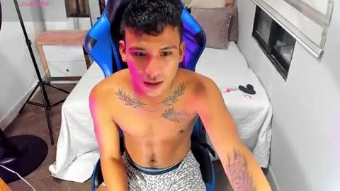 Snapshot of blacksex_boy chatting on September 14, 5:39 am Marlon online show from September 14, 5:39 am